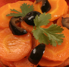Karotten mit Oliven